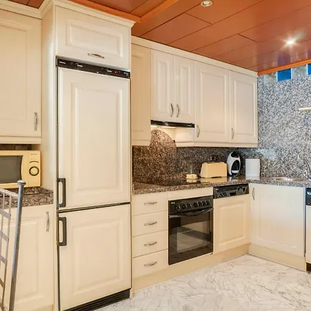 Del Parque Flats - Puerto Marina Διαμέρισμα