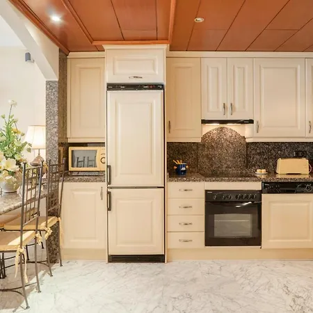 Del Parque Flats - Puerto Marina Apartman *