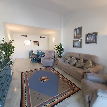 Del Parque Flats - Puerto Marina Benalmádena